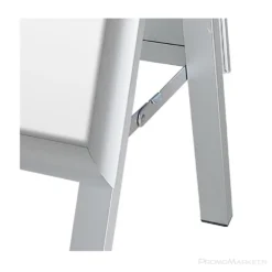 Esittelykyltti Alu-Line A3 lukitus